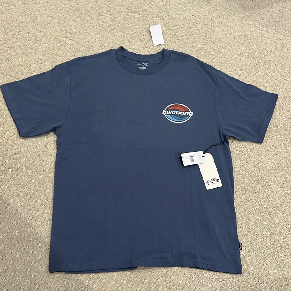 NWT billabong tee